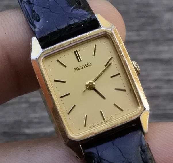 Vintage Seiko 4N21 5090 Yellow Dial Men Quartz Watch Japan