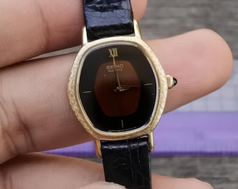 Vintage Seiko Gold Plated 1421 5690 Yellow Dial Lady Quartz Watch