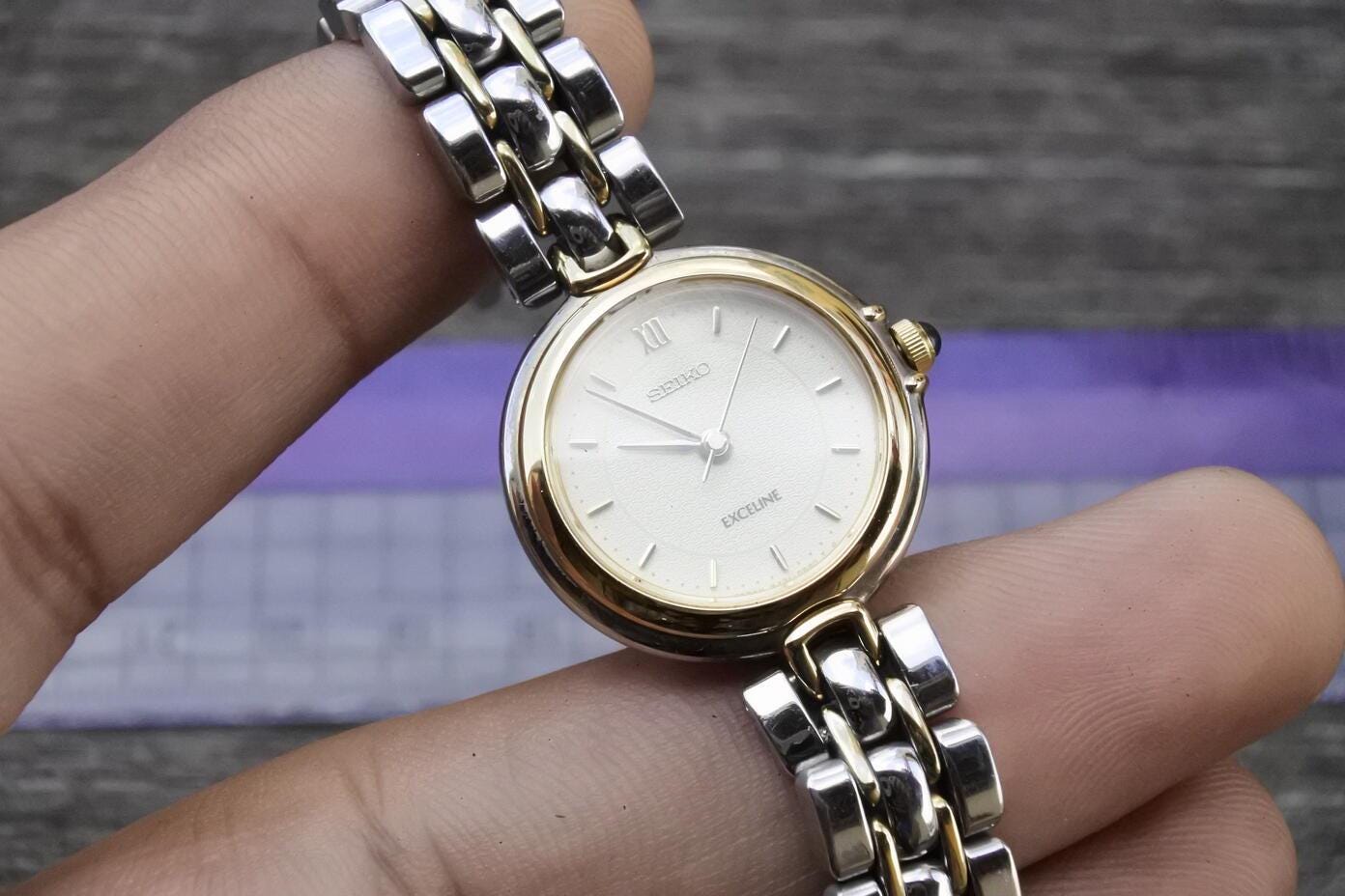 Vintage Seiko Exceline 2J31 0A30 Integrated Bracelet Lady