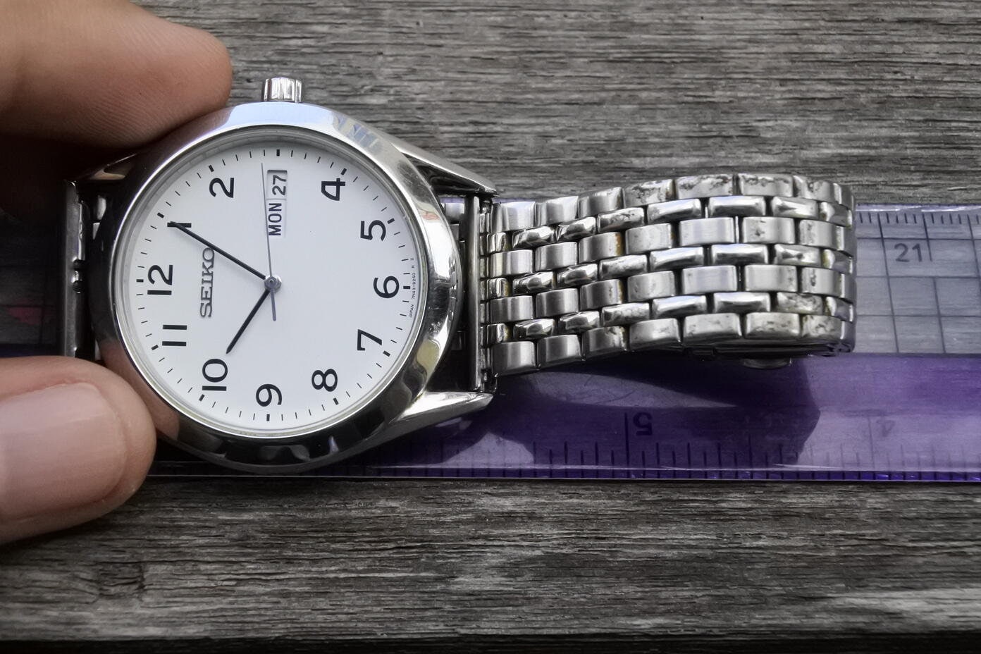 SEIKO セイコー 7N43-9080　腕時計 Seiko Mens 7N43-9080 Quartz Watch Silver Bracelet Band Black