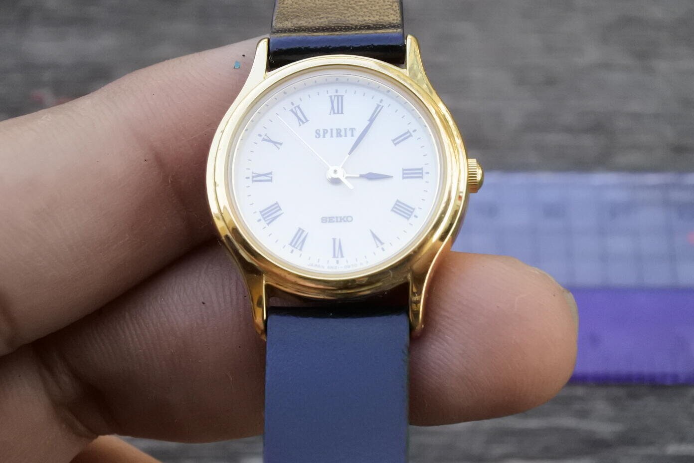 SEIKO セイコー 4N21-0511 ヴィンテージ クォーツ 腕時計 Yahoo!オークション -「seiko 4n21」の落札相場・落札価格