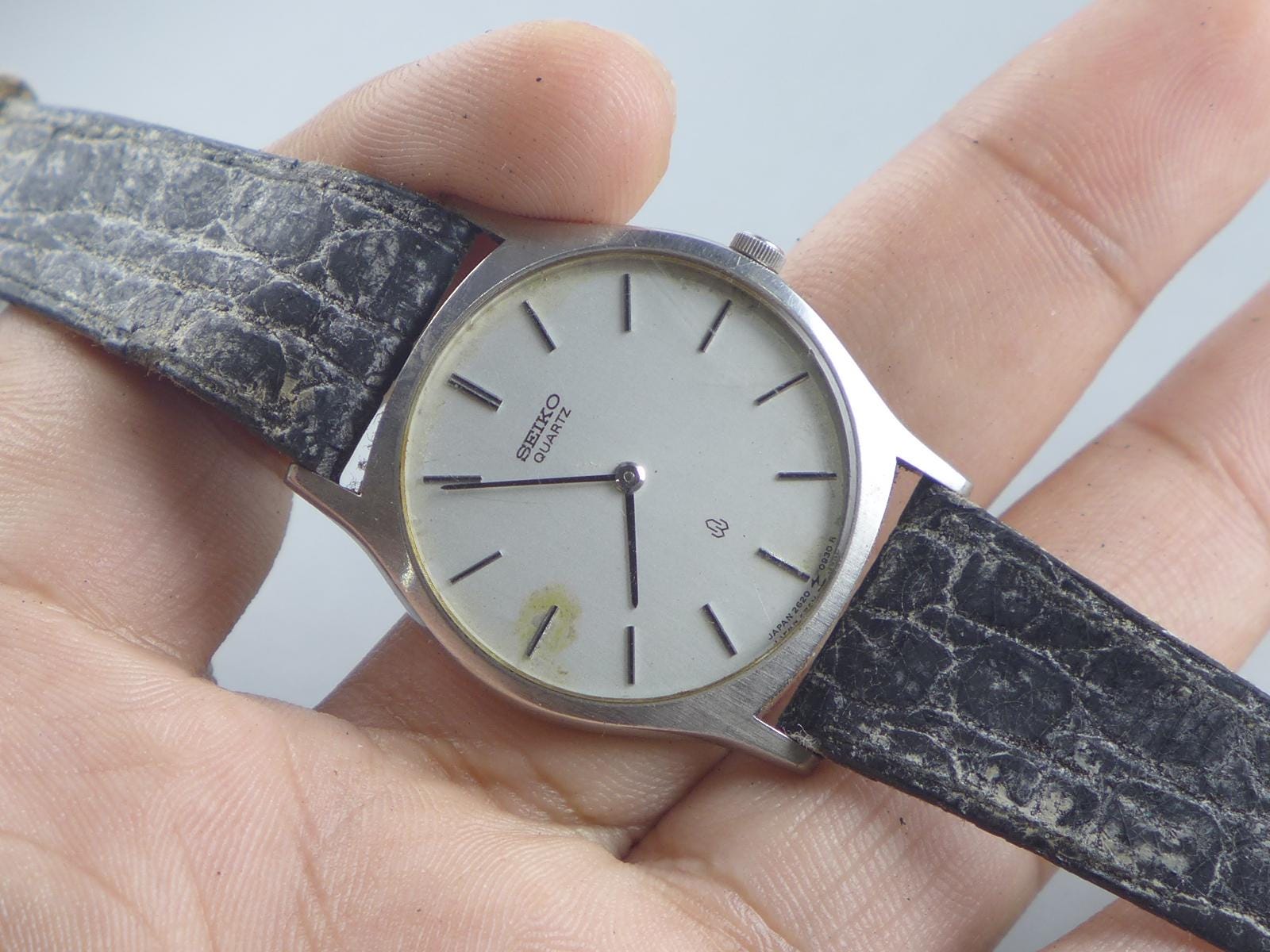 Vintage Seiko 2620 0170 Silver Dial Men Quartz Watch Japan JDM