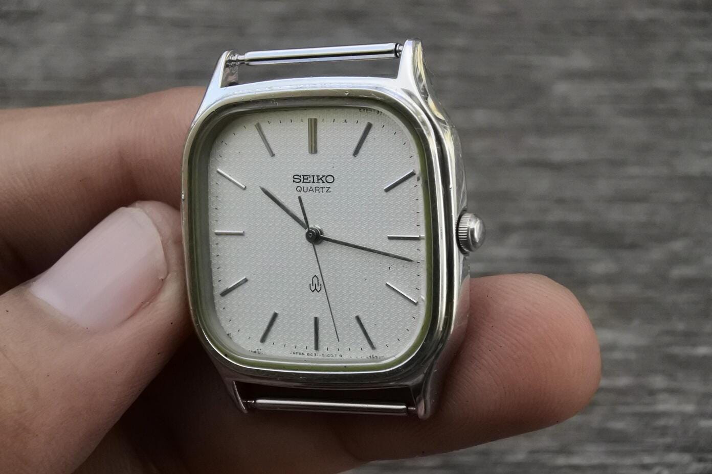 Vintage Seiko 6431 5050 Dress Men Quartz Watch Japan Cushion Shape