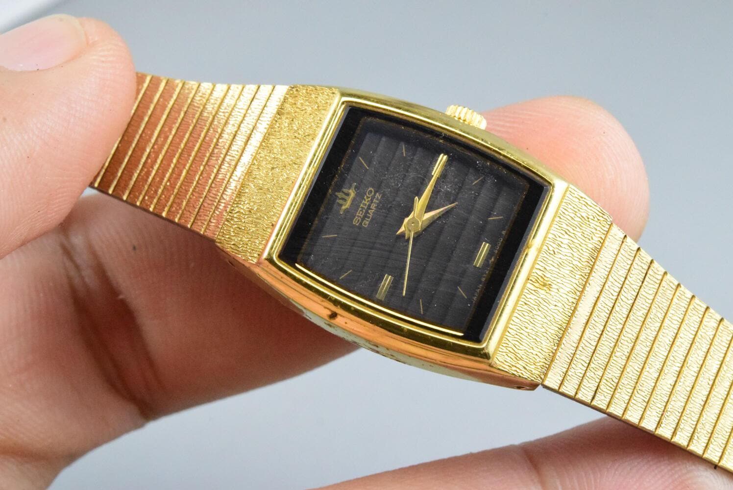 Vintage Seiko Galaxy 8Y21 5010 Black Dial Lady Quartz Watch Japan