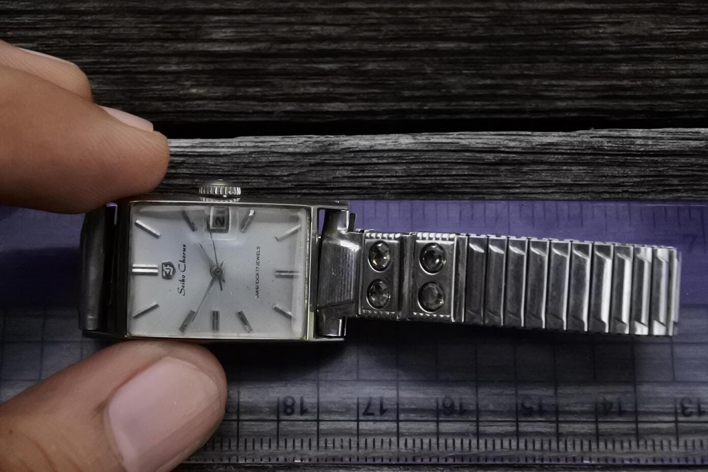 Vintage Seiko Chorus 2107 3110 Silver Dial Lady Hand Winding Japan