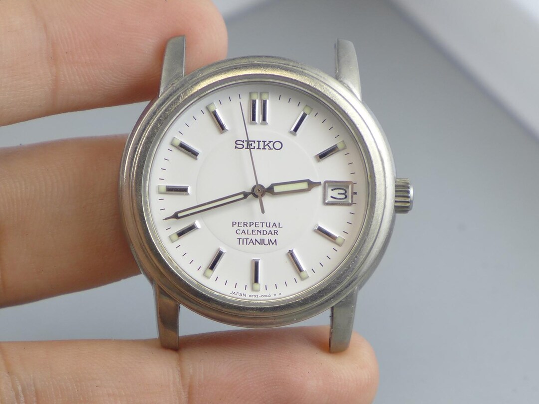 Vintage Seiko Perpetual Calendar 8F32 00A0 Titanium Case Men