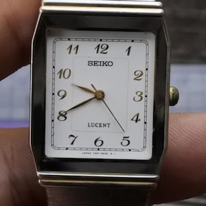 Vintage Seiko Lucent 7N01 5070 White Dial Men Quartz Watch Japan