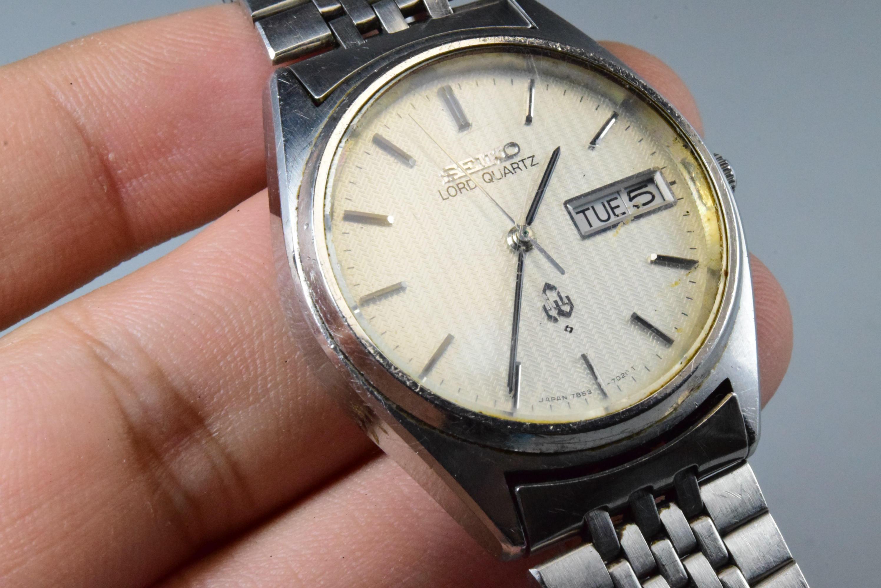 Vintage Seiko Lord Quartz 7853 7020 Textured Dial Men Quartz Sport