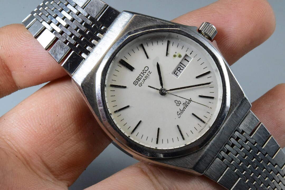 Vintage Seiko Silverwave 6433 7000 White Dial Men Quartz Sport