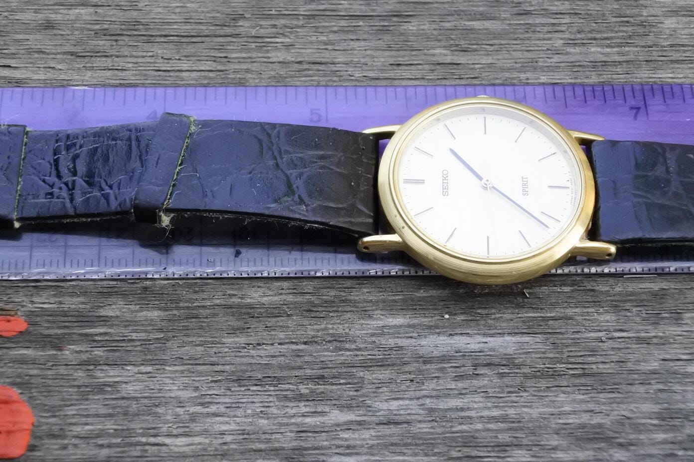 Vintage Seiko Spirit 5E21 6C00 Golden Dial Men Quartz Watch Japan