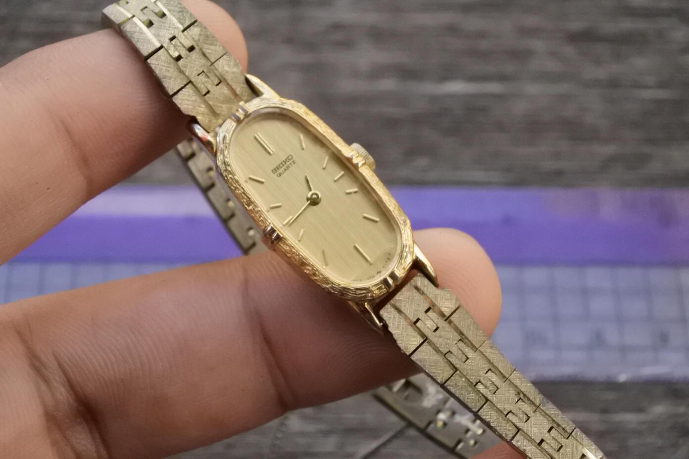 ff492 SEIKO 1320-5490 ゴールド オーバル　ヴィンテージ風 ff492 SEIKO 1320-5490 ゴールド オーバル ヴィンテージ風