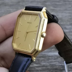 Vintage Seiko Gold Plated 5P31 5C50 Dress Watch Men  Quartz Watch Japan Square Tank Shape 28mm
