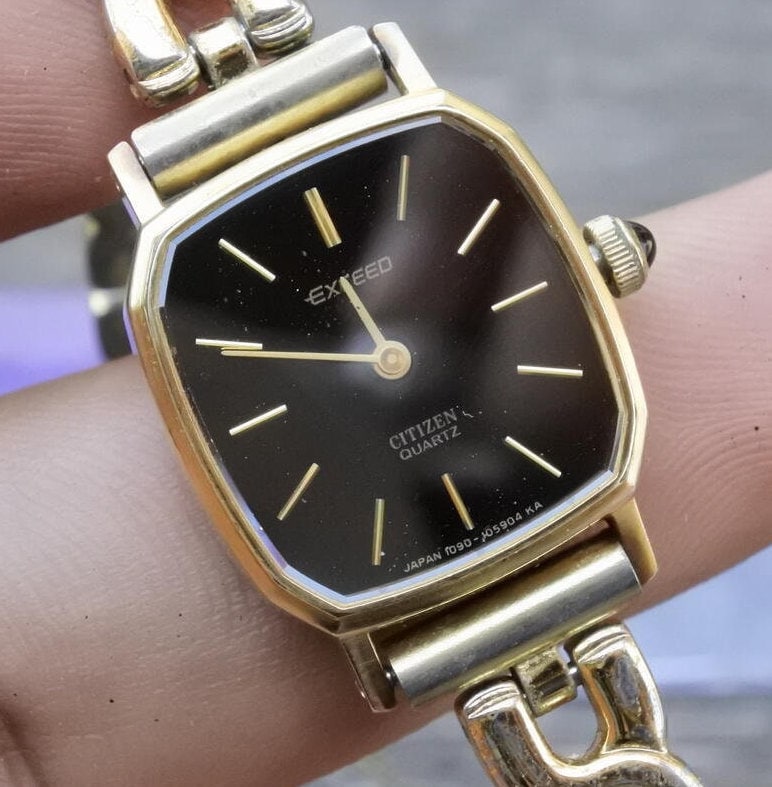 Vintage Citizen EXCEED Gold Plated Black Dial Lady Quartz Watch 