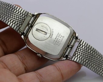 Vintage Seiko King Quartz 9722 5000 Textured Dial Men Quartz Watch