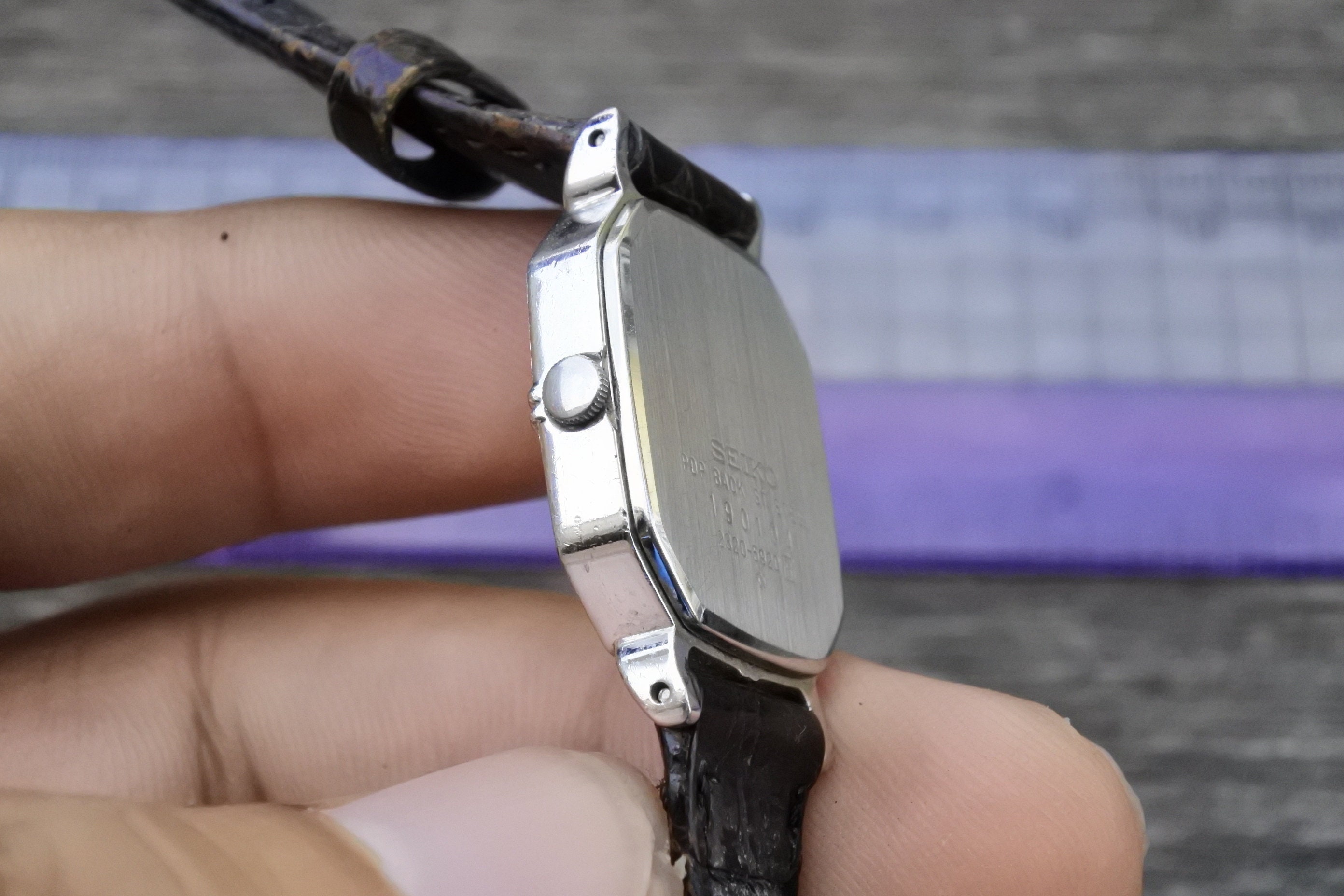 ヴィンテージ セイコー ゴールドメッキ 2320 5920 テクスチャー 
