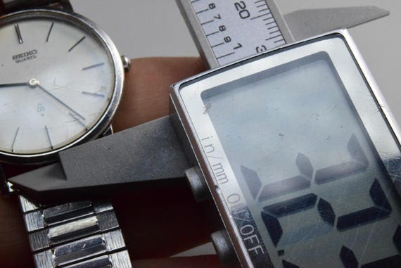Vintage Seiko 7820 8050 White Dial Men Quartz Watch Japan JDM