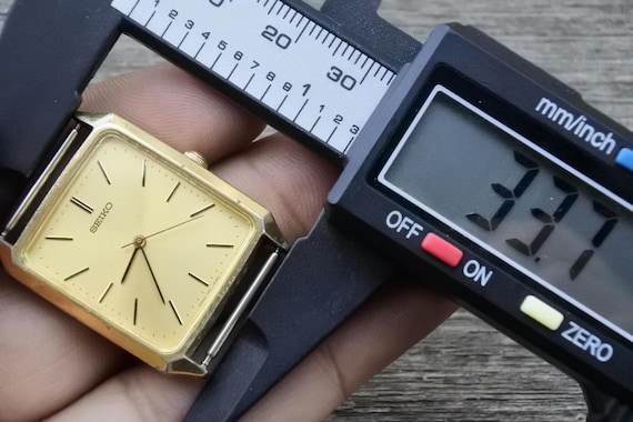 Vintage Seiko Year 1991 7NO1 5050 Dress Men Quartz Watch Japan