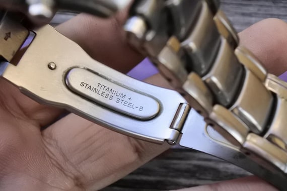 Vintage Alba Roox Titanium Chronograph 7T92 0FJ0 Men Quartz Watch