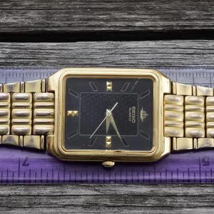 希少 SEIKO セイコー V701-5E60 ヴィンテージ クォーツ 腕時計 Vintage Seiko V701 Quartz Mens Watch | eBay