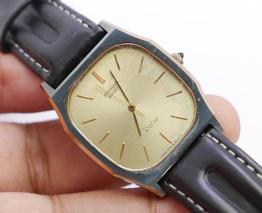 ヴィンテージ SEIKO 5931-5421 超硬タングステン 1989年製 Vintage Seiko Dolce 5931 5420 NSAG Super Hard Alloy Case. Men