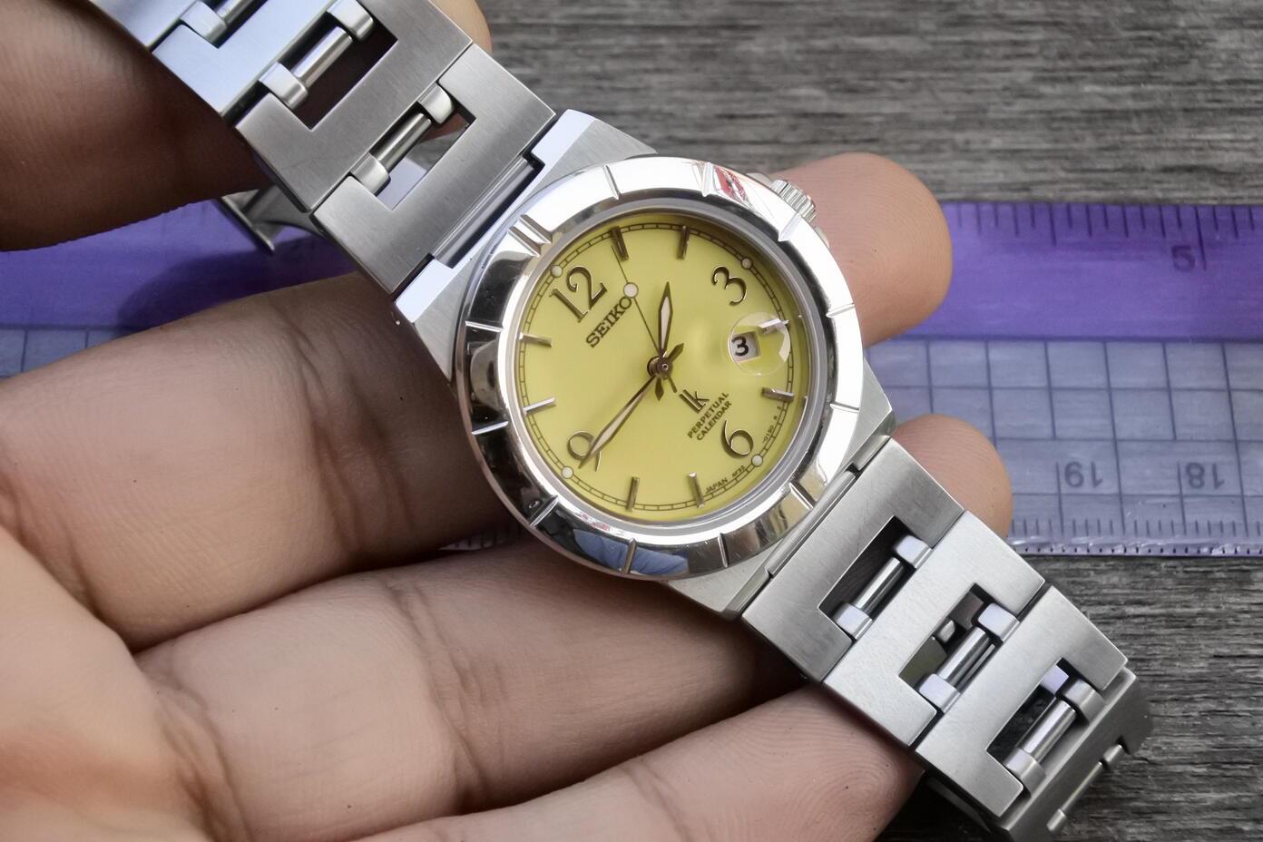 Vintage Seiko Lukia Perpetual Calendar 4F32 0130 Integrated