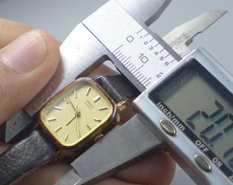 Vintage Seiko Gold Plate 1421 5130 Textured Dial Lady Quartz Watch