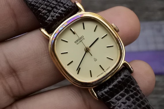 Vintage Seiko Gold Plate 2621 5150 Yellow Dial Lady Quartz Watch