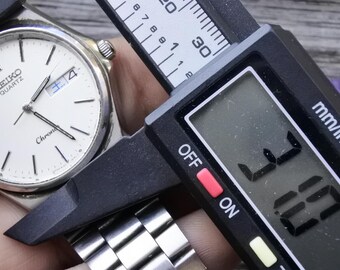 Vintage Seiko Chronos 8123 6130 White Dial Men Quartz Watch Japan