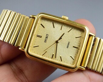 Vintage Seiko Dolce Gold Plated 8N41 6060 Textured Dial Men Quartz