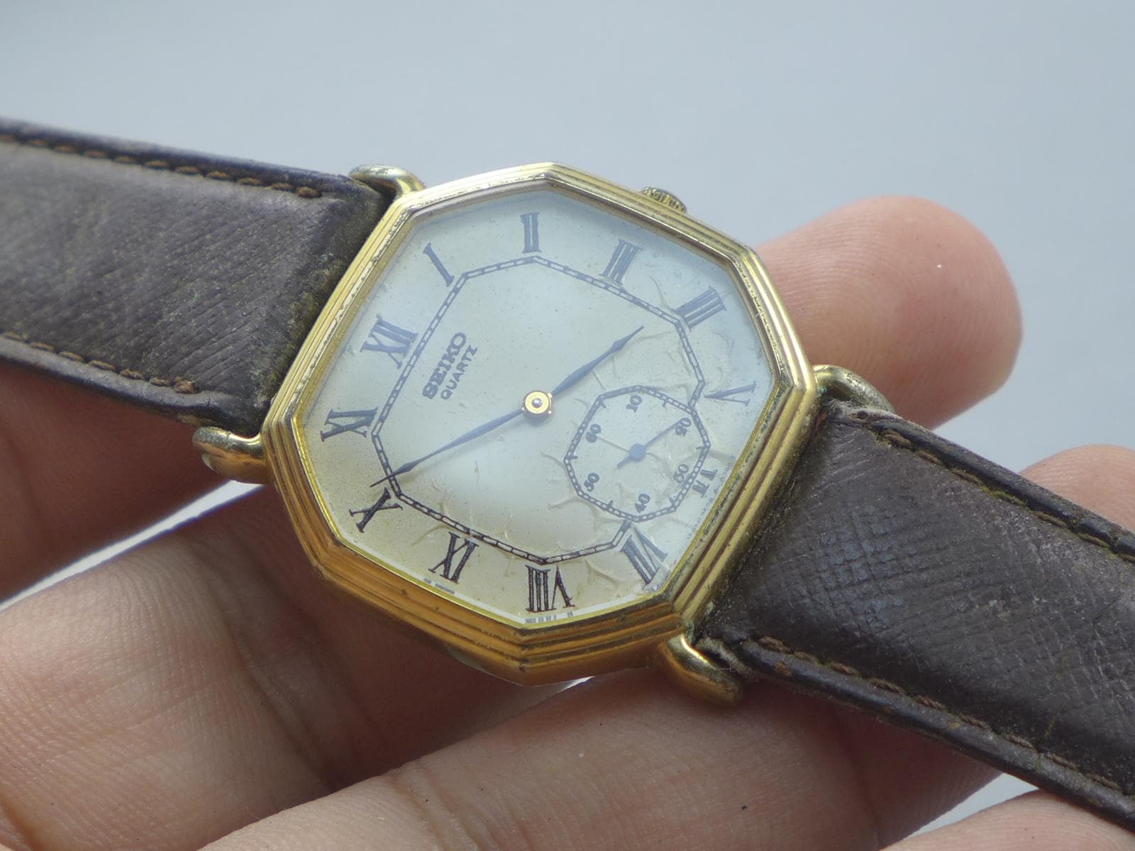 Vintage Seiko Gold Plate 2628 5040 Roman Numeric Dial Men Quartz
