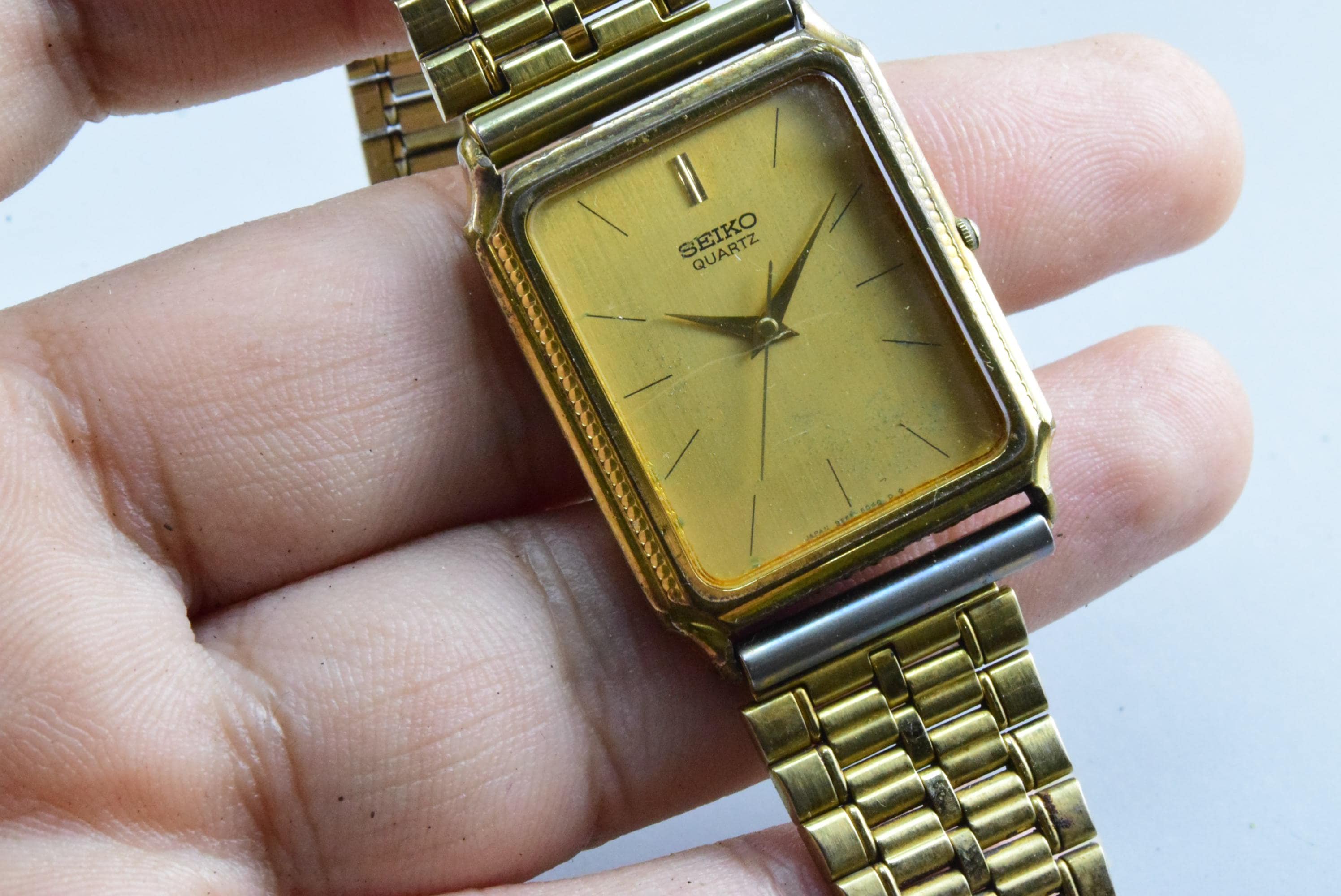 Vintage Seiko Gold Plate 9521 5040 Yellow Dial Men Quartz Watch