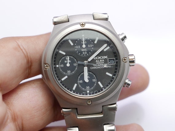 Vintage Alba Roox Titanium Chronograph V657 0A90 Black Dial Men