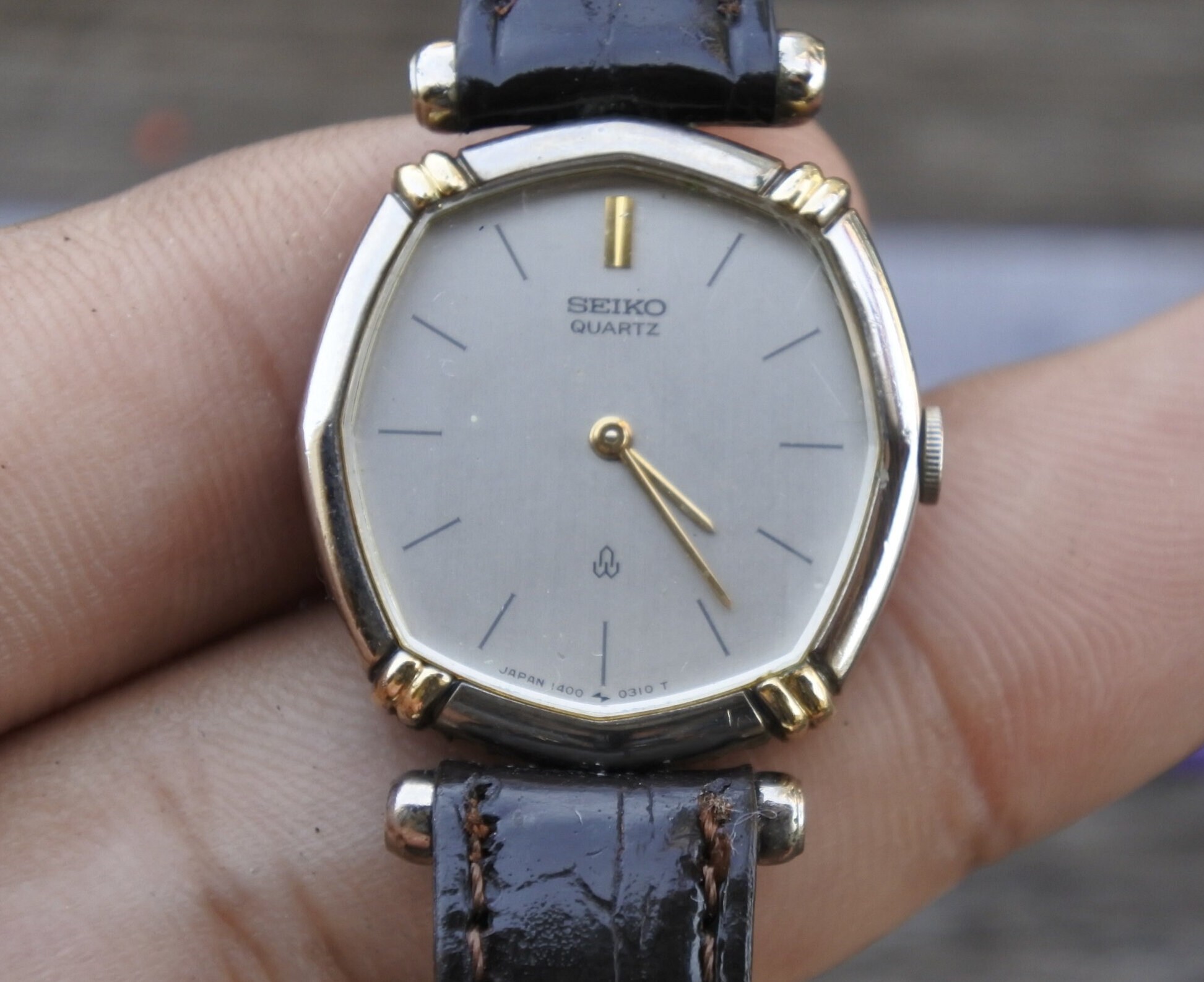 Vintage Seiko Gold Plated 1400 5230 Gray Dial Lady Quartz
