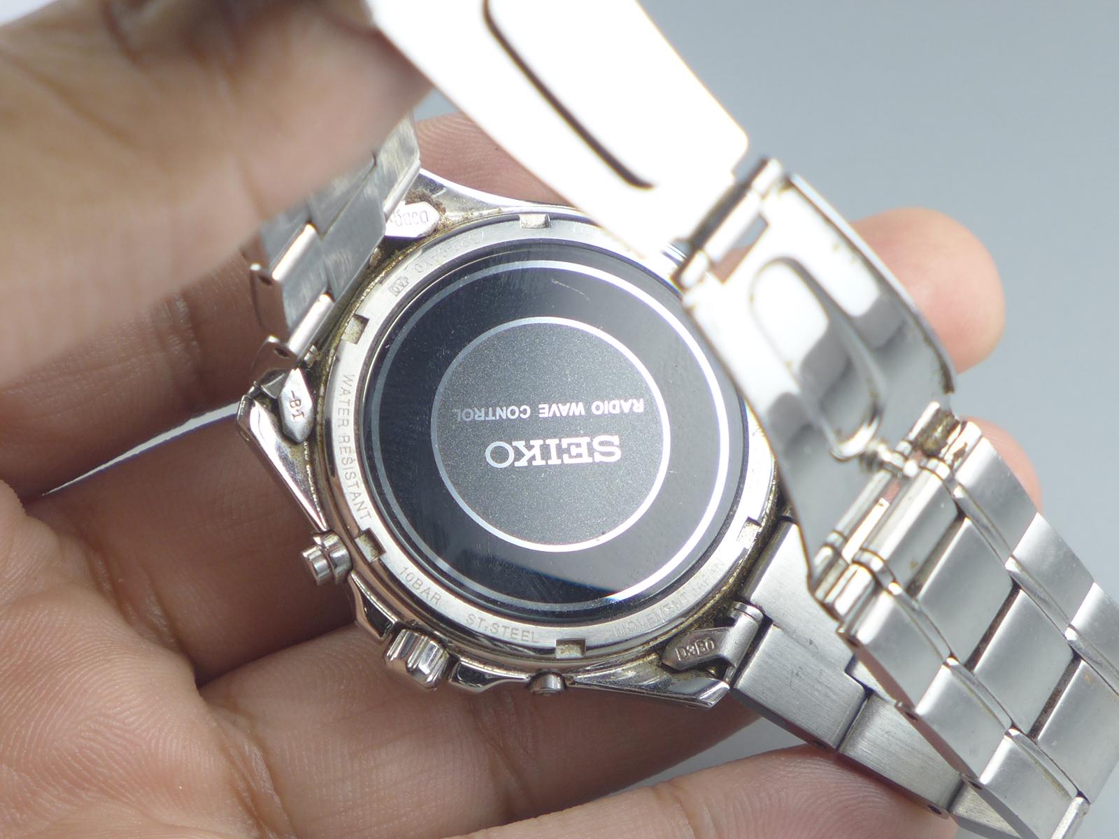 Vintage Seiko Solar 7B22 0AY0 Radio Control Men Quartz Watch Japan