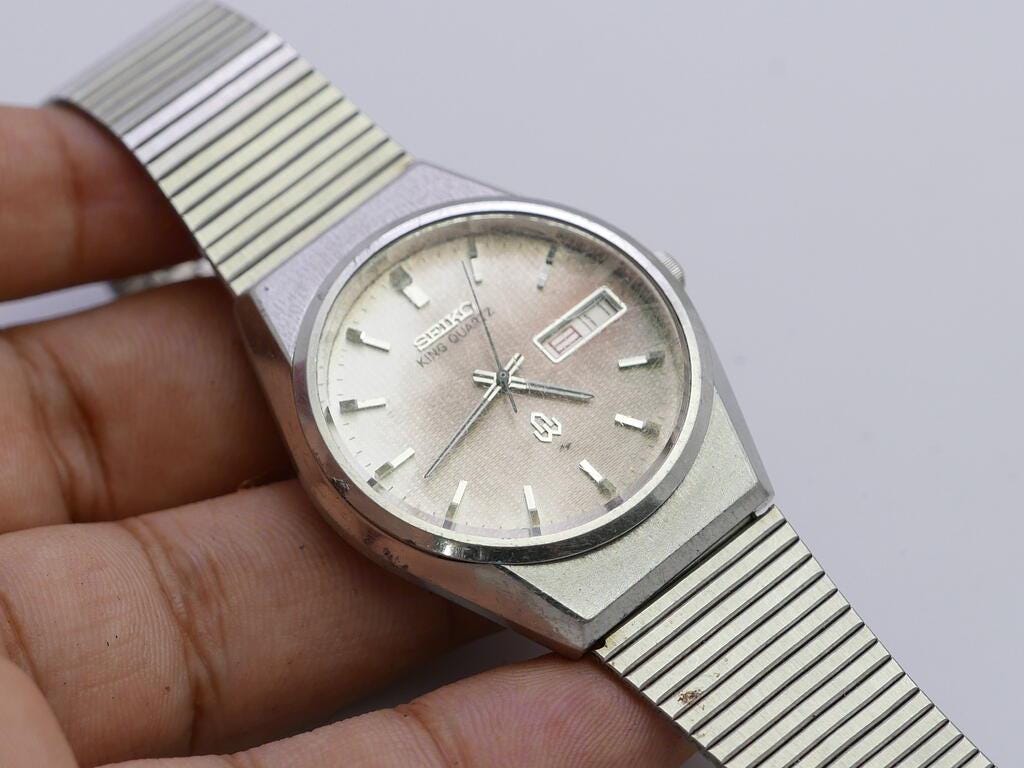 Vintage Seiko King Quartz 5856 8020 Textured Dial Men Quartz Watch