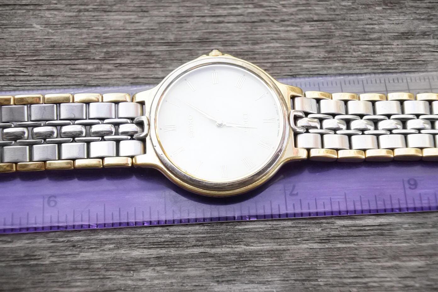 Vintage Seiko Dolce 5E31 6E60 Roman Numeric Dial Lady Quartz Watch 