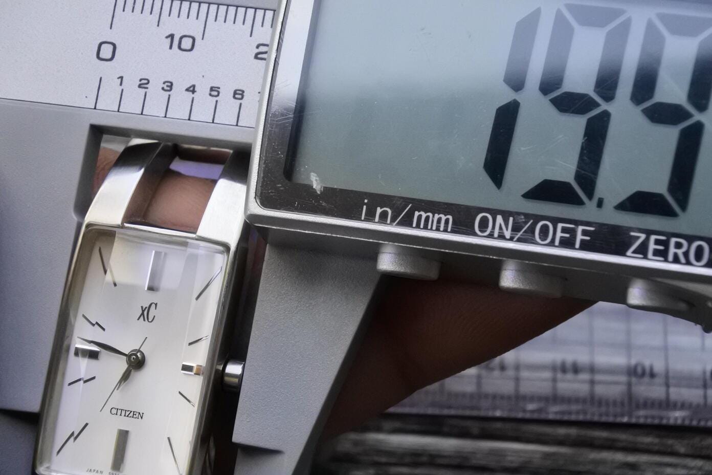 Vintage Citizen XC Lady Quartz Watch Japan JDM Square Bangle