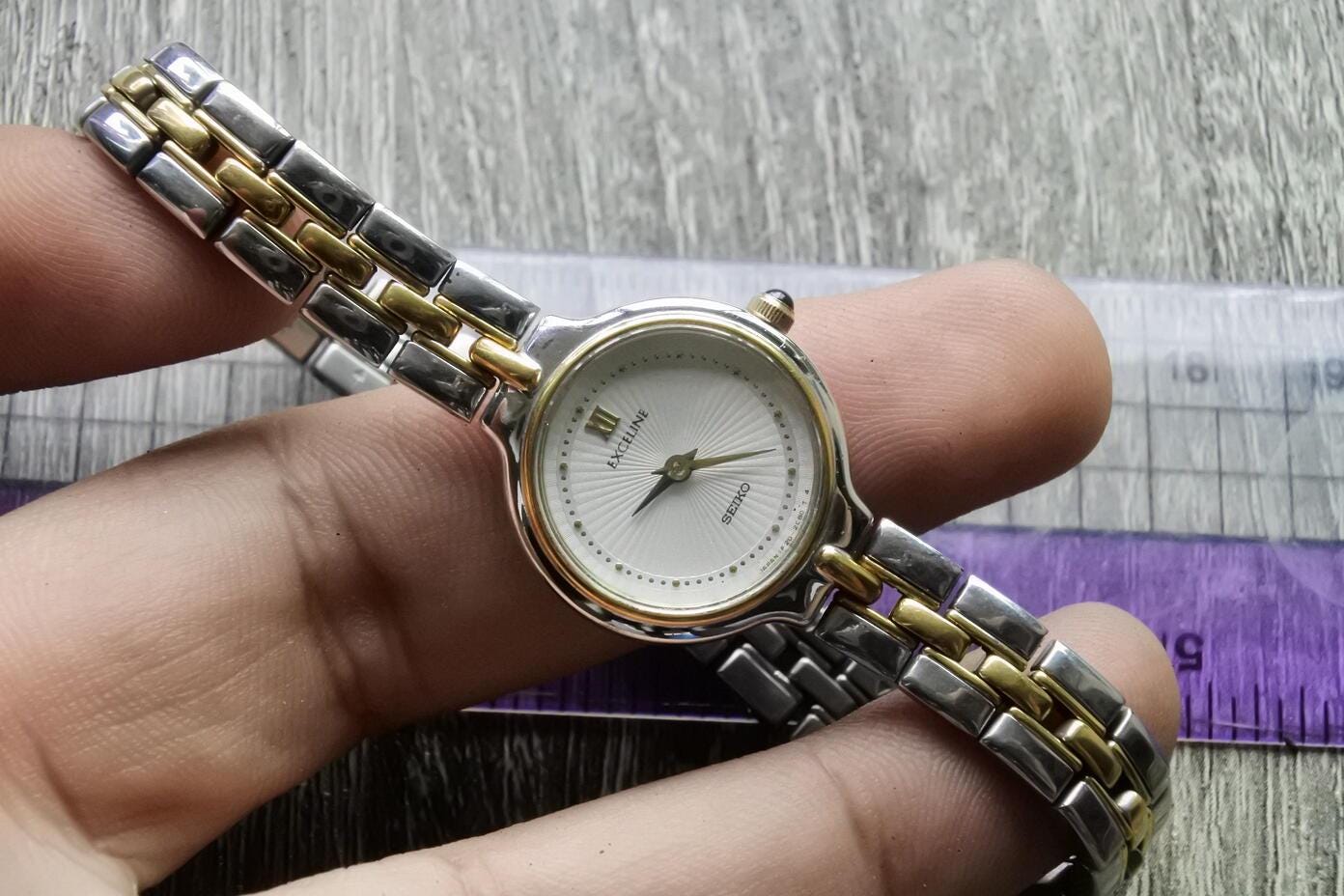 Vintage Seiko Exceline 1F20 0J20 Integrated Bracelet Lady Quartz