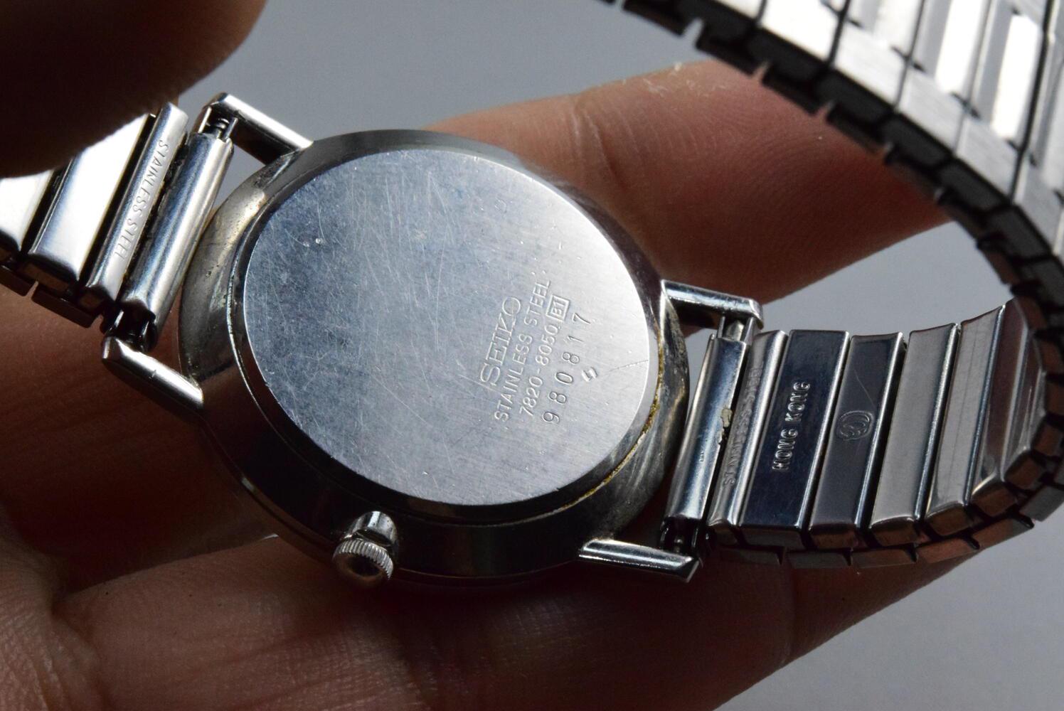 ✨SEIKO✨セイコー✨7820-8050✨クォーツ✨ホワイト文字盤✨腕時計✨ ヴィンテージ セイコー 7820 8050 ホワイトダイヤル メンズ クォーツ