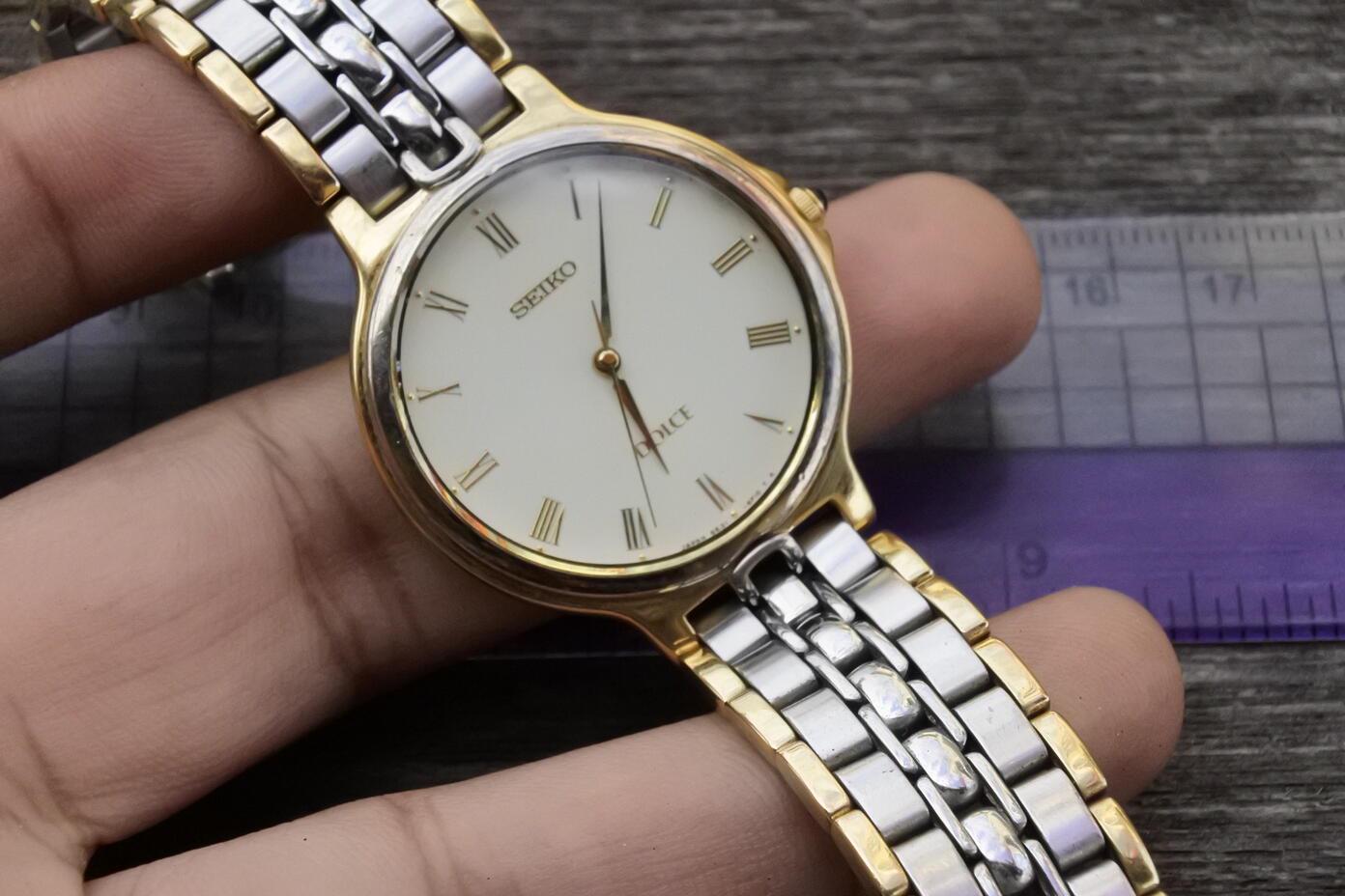 Vintage Seiko Dolce 5E31 6E60 Roman Numeric Dial Lady Quartz Watch