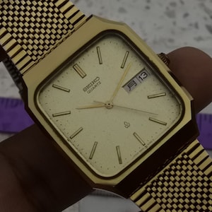 Vintage Seiko GHA Case 5933 5080 Yellow Dial Men Quartz Watch