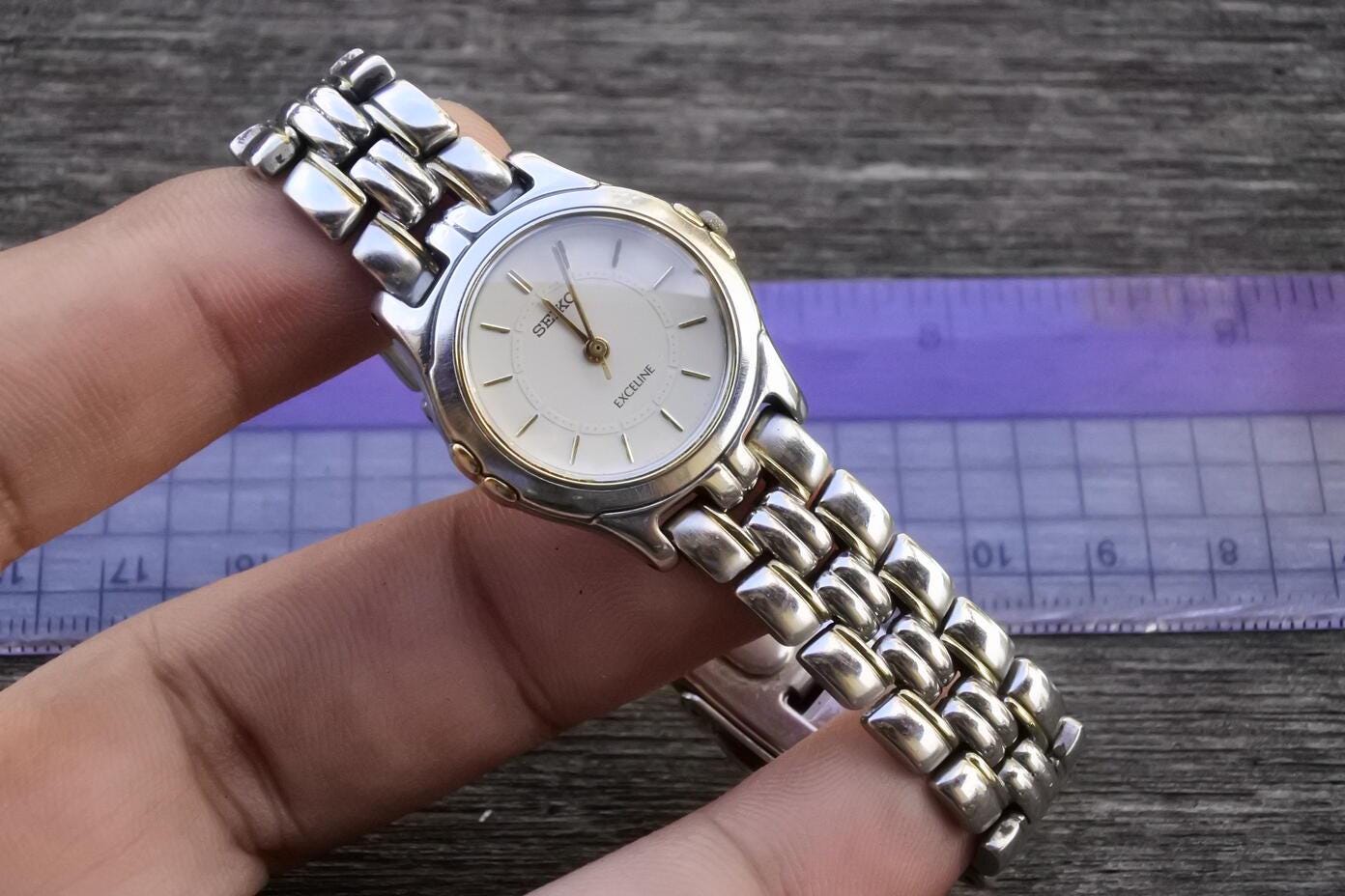 Vintage Seiko Exceline 2J31 001a Integrated Bracelet Lady Quartz