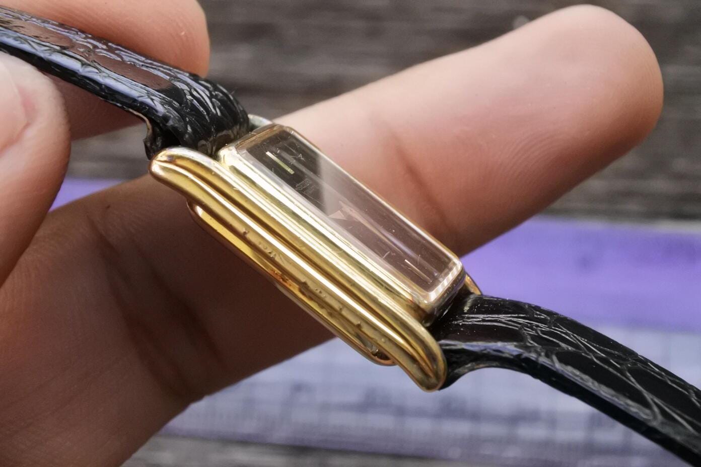 Vintage Seiko Gold Plated 16 5420 Black Dial Lady Quartz