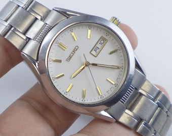Vintage Seiko 7N43 9080 White Dial Men Quartz Watch Japan JDM