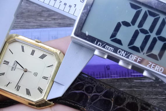 Vintage Seiko Gold Plate 9721 5050 Twin Crystal Roman Numeric Dial