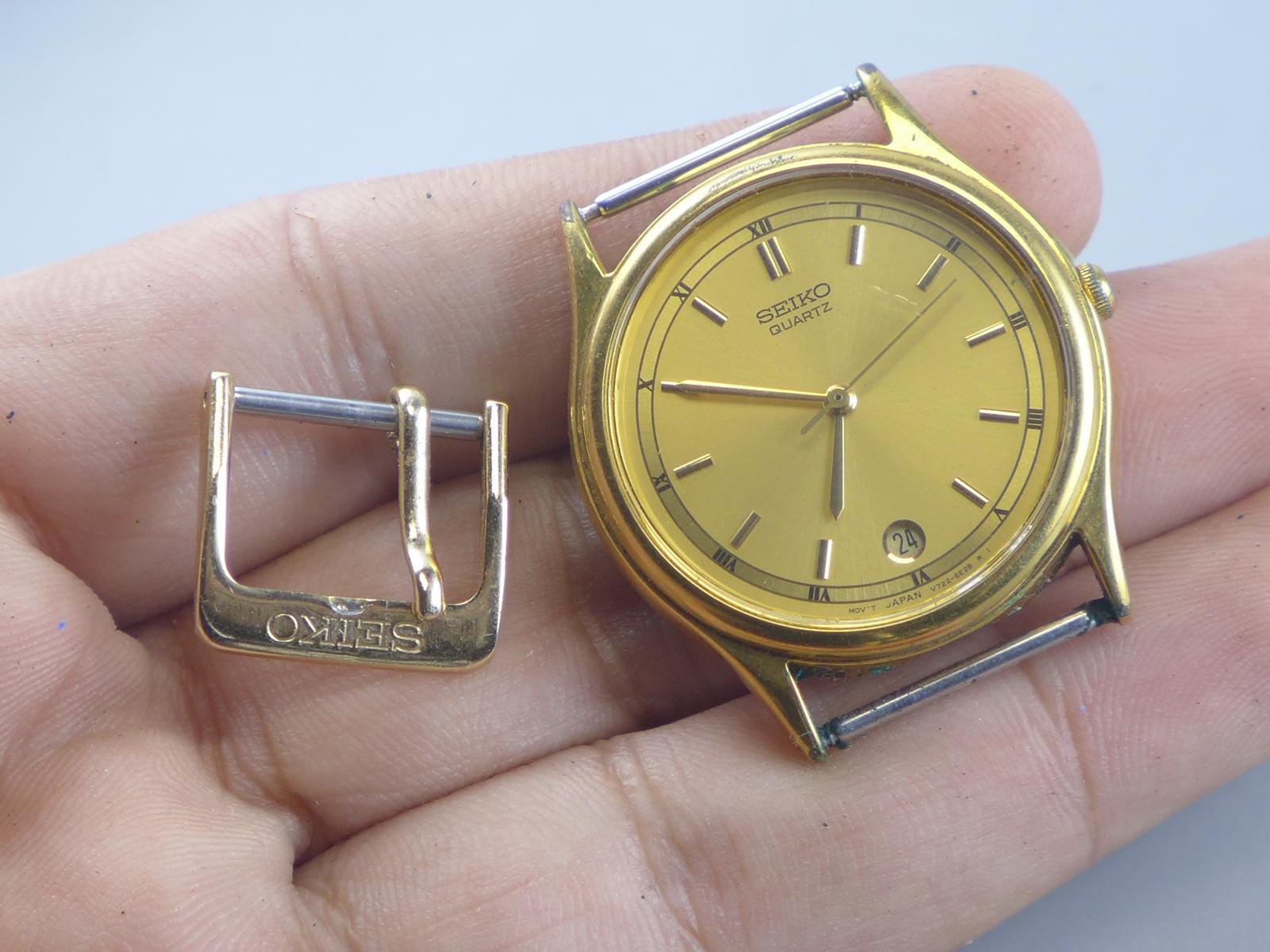 Vintage Seiko V722 6B20 Golden Dial Men Quartz Watch Japan JDM Vintage Seiko V722 6B20 Golden Dial Men Quartz Watch Japan JDM