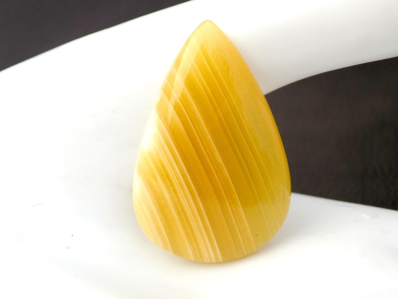 Yellow Lace Agate Gemstone Gemstone Cabochon,Physically Yellow Agate may help you with digestive disorders