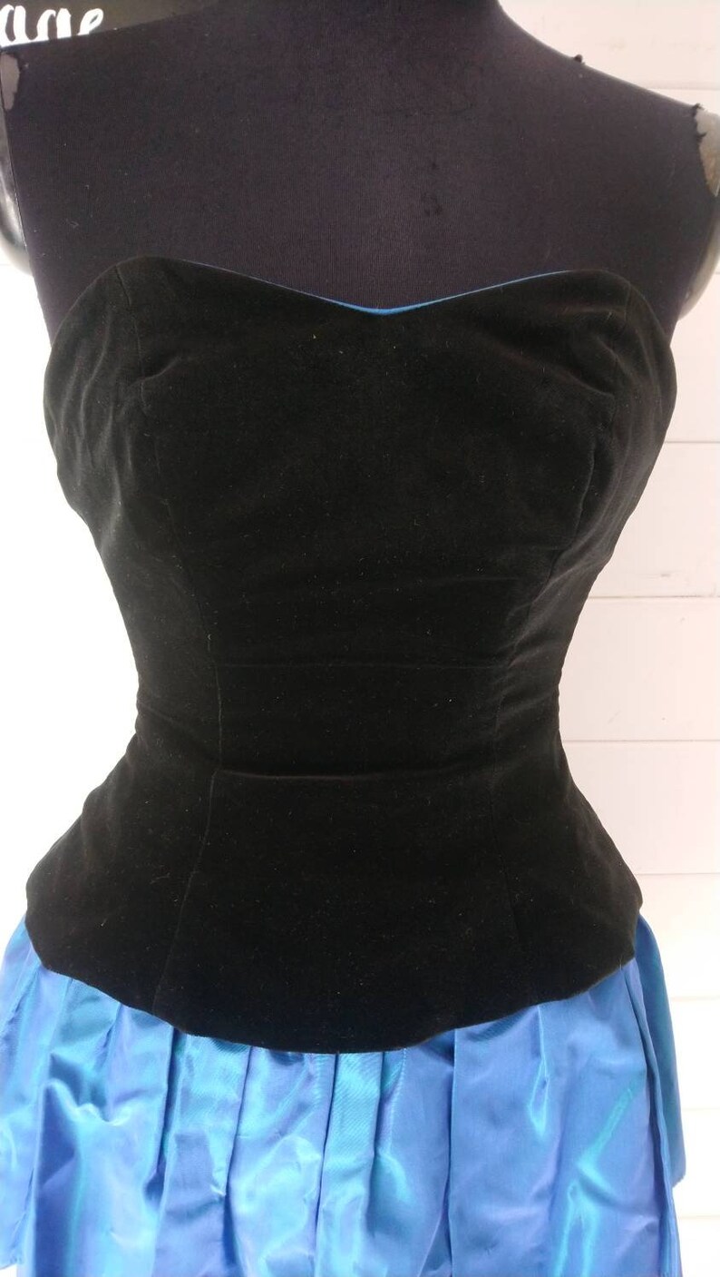 Size 8 Vintage Laura Ashley Dress with Black Velvet Boned Bodice and Blue Taffeta Rah Rah Skirt, from Miss Pigeon Vintage image 5