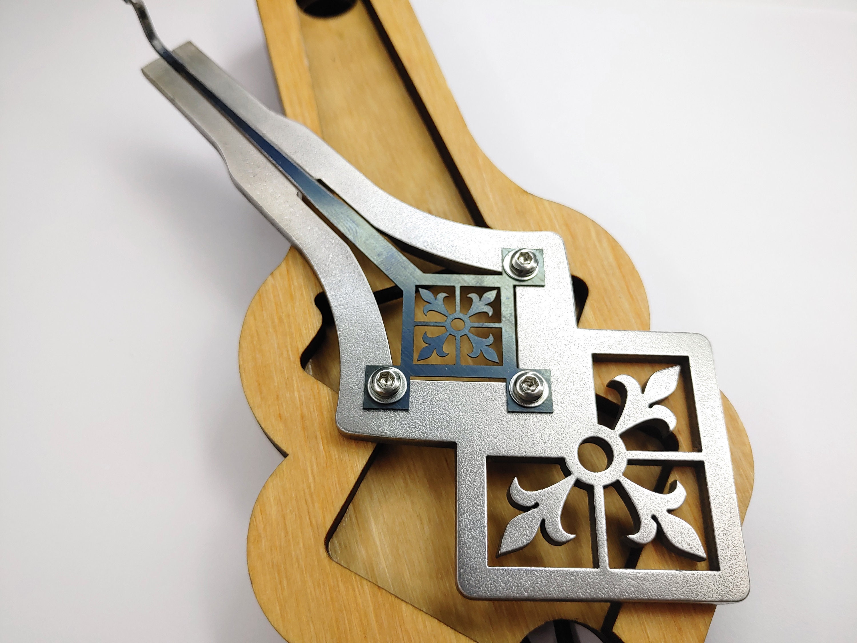 thumbnail image 2 of MEGABASS 2 In 1 Jew's Harp "x" In A Wooden Case (jaw/mouth Harp) (vladharps/ Ukraine) Great Quality - Denmark 2 of 12