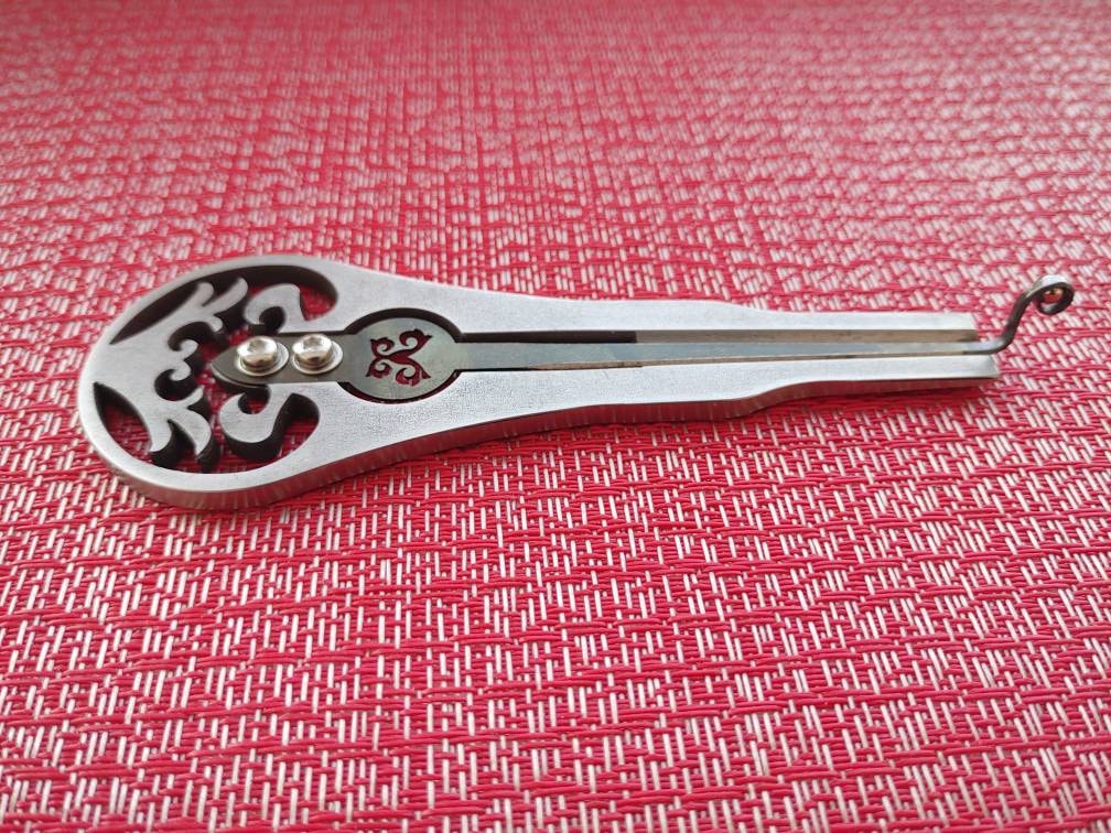 Strumento Musicale In Acciaio Artigianale Arpa Ebraica Bassa Ucraina 2 In 1 - Modello STELLA (VladHarps) | Arpa A Bocca In Acciaio Inox, Regalo Musicale Unico Arpa Ebraica STELLA VladHarps - Foto 8